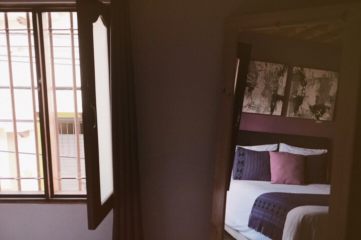 Room 7 of 65