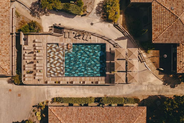 Pools & Facilities