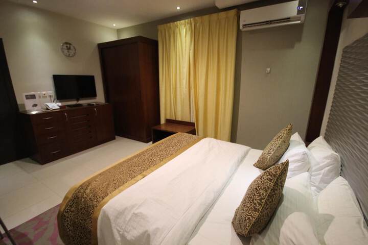 Room 14 of 56