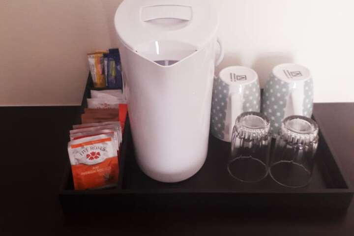 Breakfast/Coffee Service 9 of 18