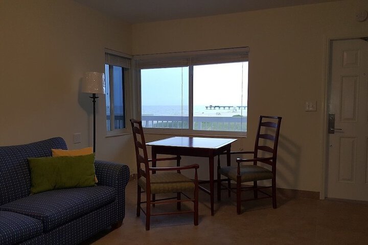 Room 7 of 85