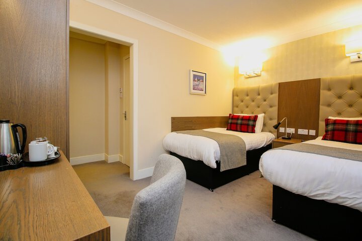 Room 25 of 72