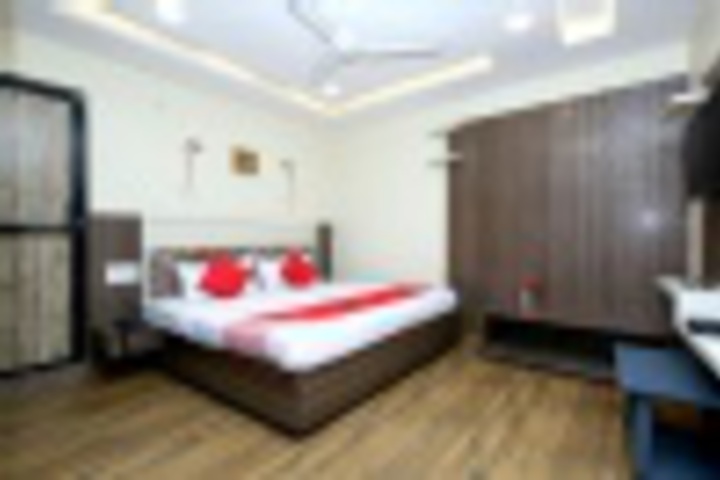 Room 339 of 407