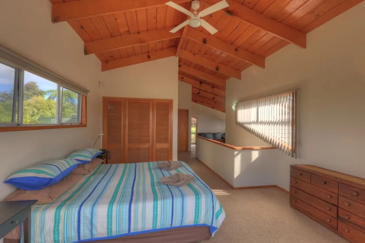 Room 2 of 11