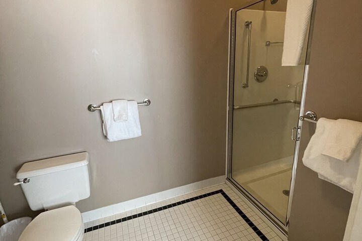 Room 47 of 67