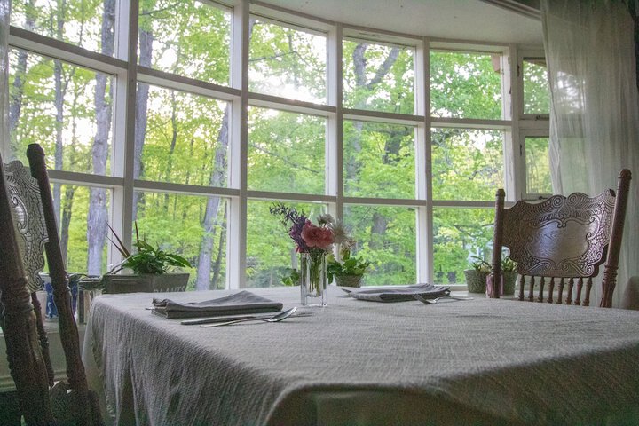 Dining 53 of 60