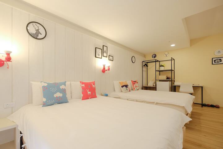 Room 37 of 60