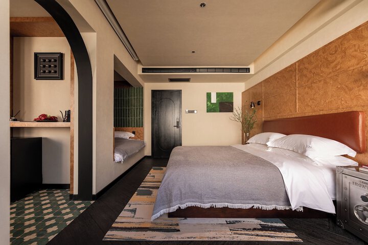Room 19 of 123