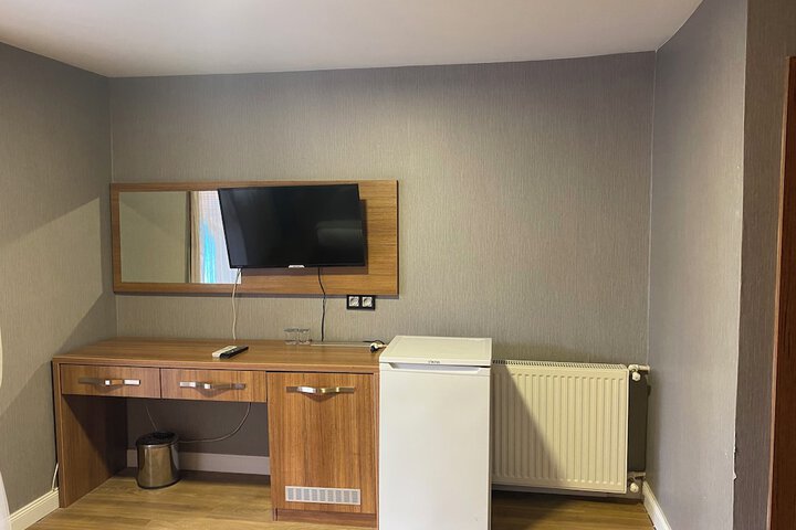 Room 28 of 59