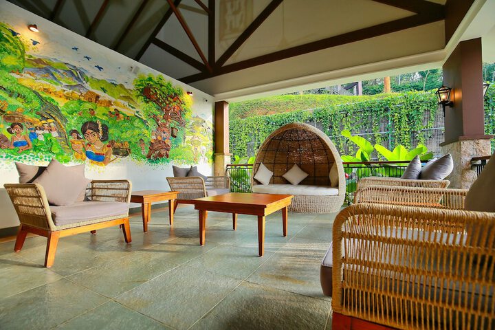 Hotel Interior 9 of 98