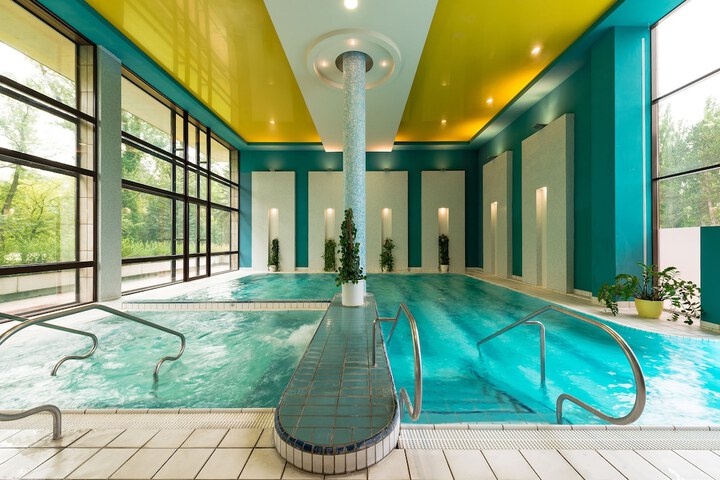 Pool 11 of 69