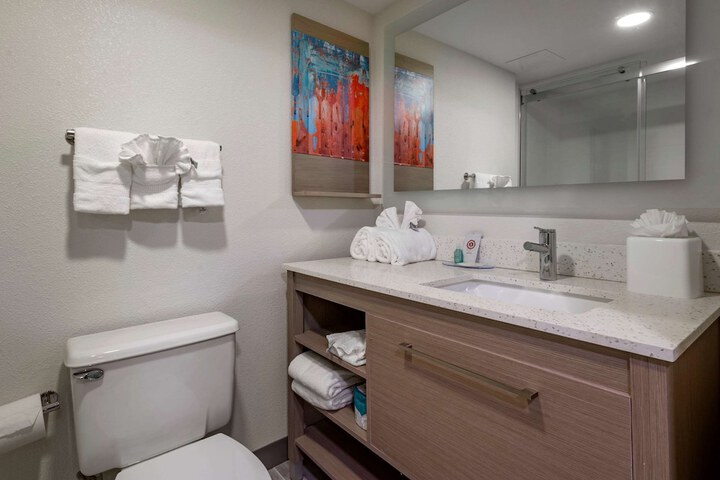 Efficiency Suite 2 Double Beds (4 of 7)