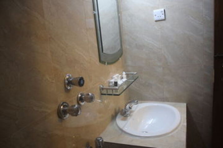 Room 5 of 57
