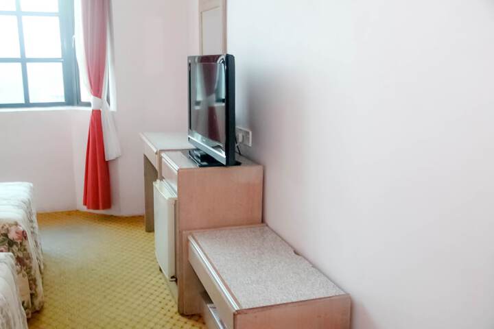 Room 21 of 33
