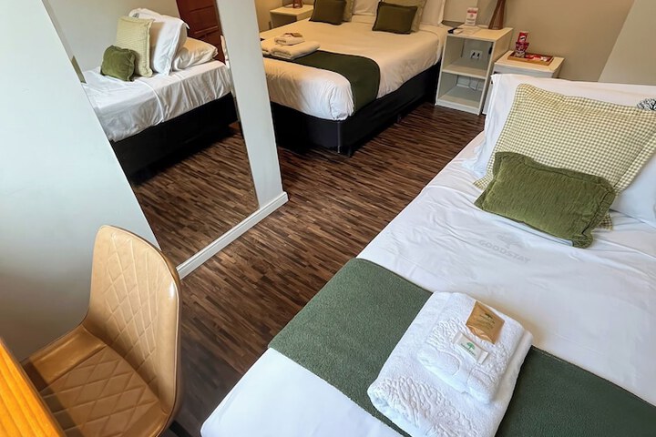 Room 14 of 46
