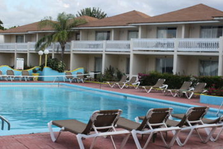 Pool 41 of 47