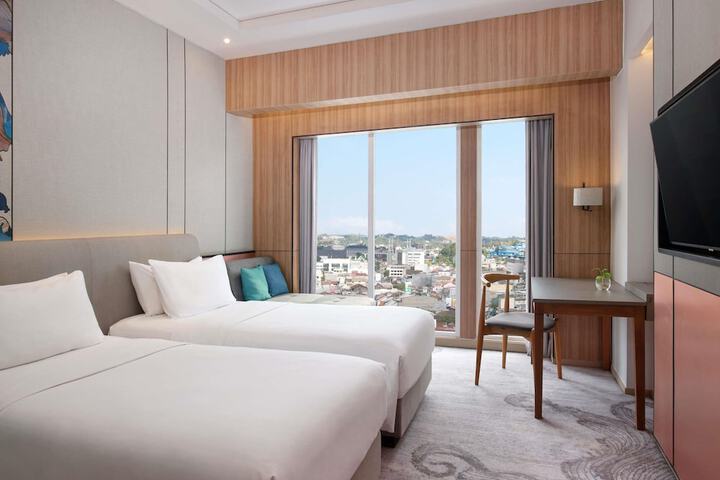 Room 4 of 86
