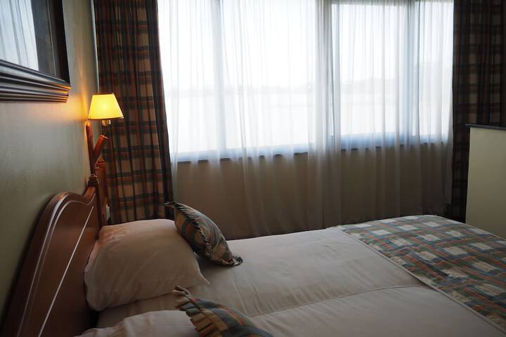 Room 14 of 50