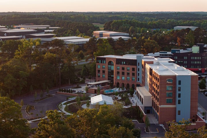 Hotel View 100 of 106