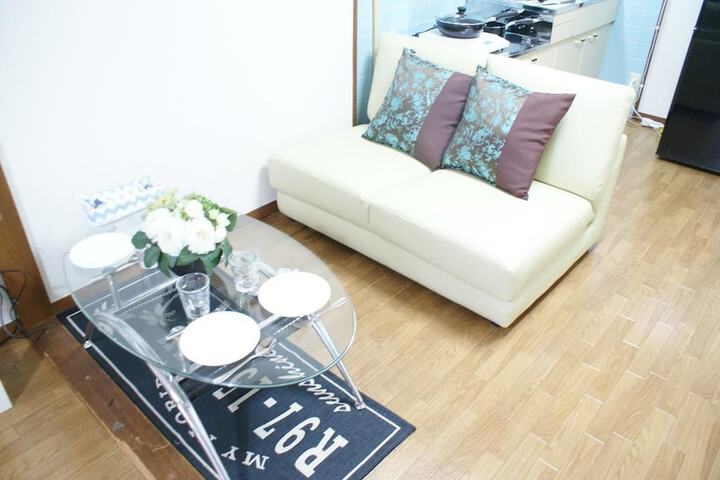 Room 2 of 23