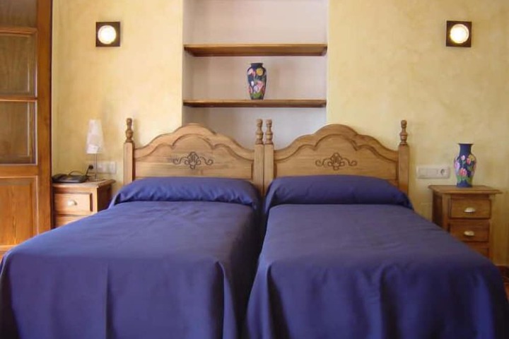 Room 7 of 36