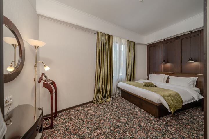 Room 49 of 116