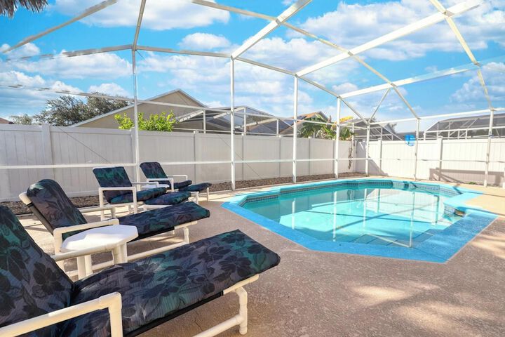 Pool 16 of 22