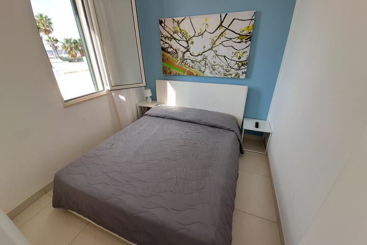 Room 35 of 249