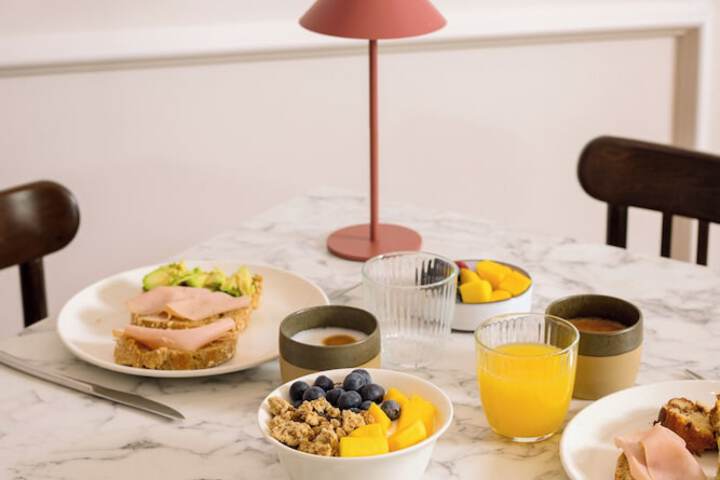 Breakfast/Coffee Service 63 of 75
