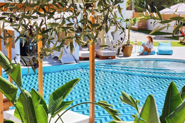 Pool 59 of 182