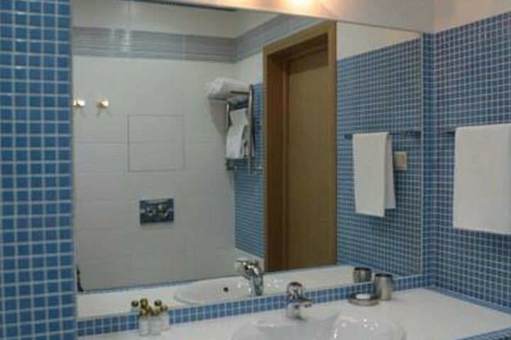 Bath Interior