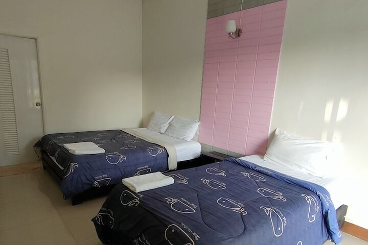 Room 14 of 50