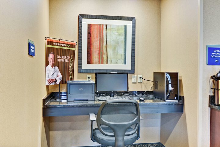 Business Center 51 of 59
