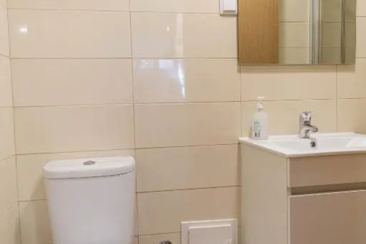 Room 10 of 10