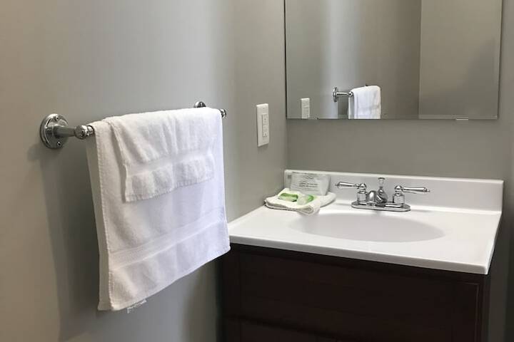 Room 21 of 28
