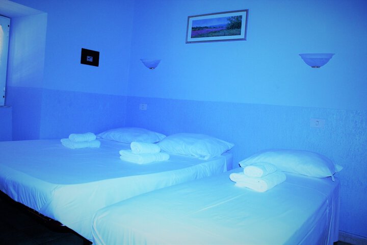 Room 3 of 21