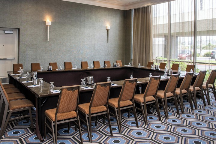 Meeting facility