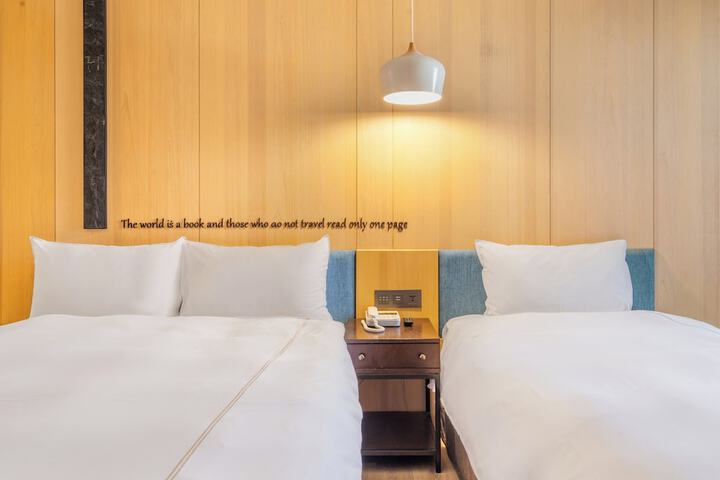 Room 55 of 103