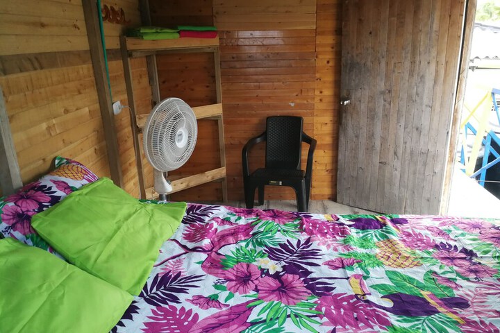 Room 5 of 28