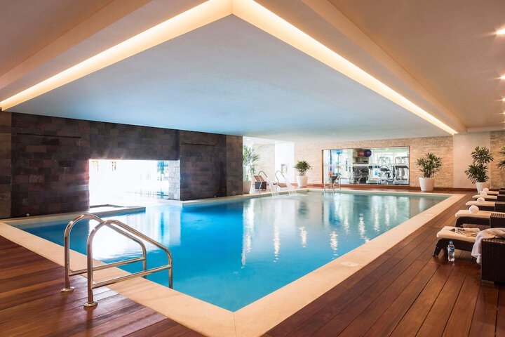 Pool 94 of 140