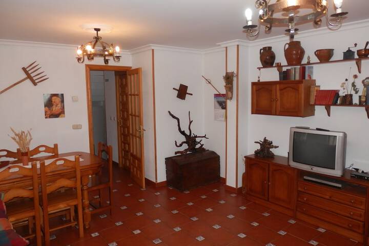 Room 6 of 9