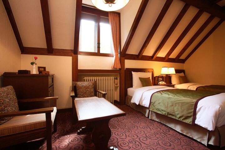 Room 15 of 73