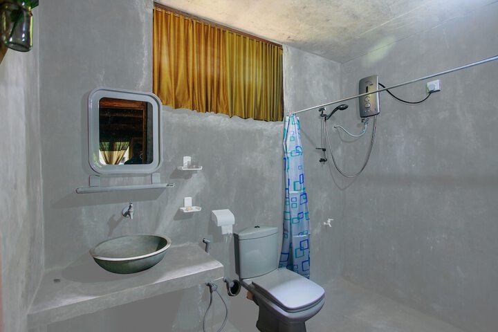 Room 13 of 44