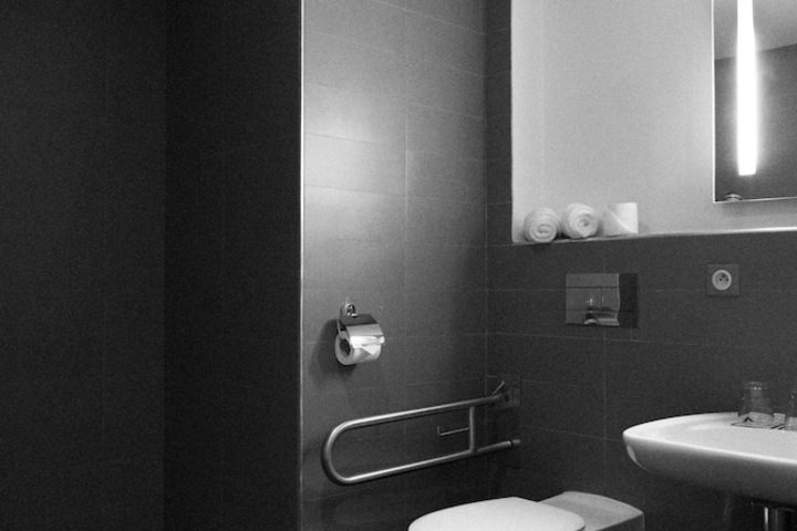 Room 33 of 56