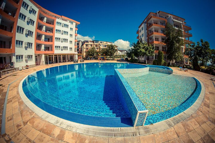 Pool Hotel