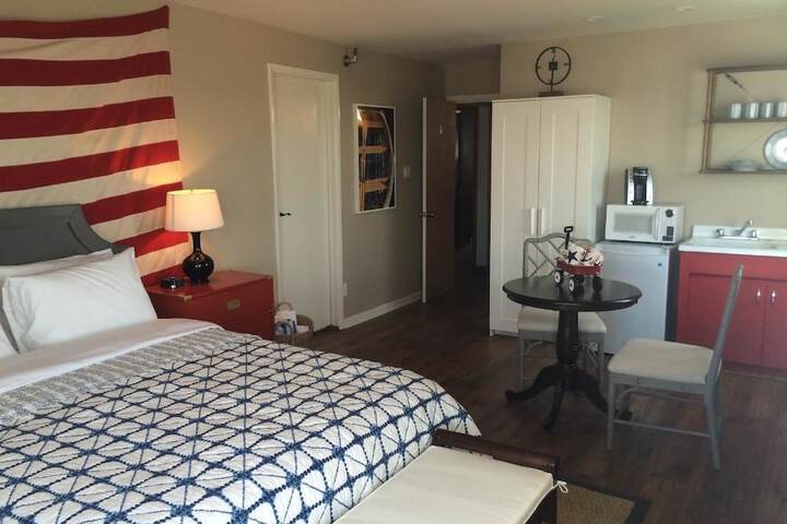 Room 6 of 49