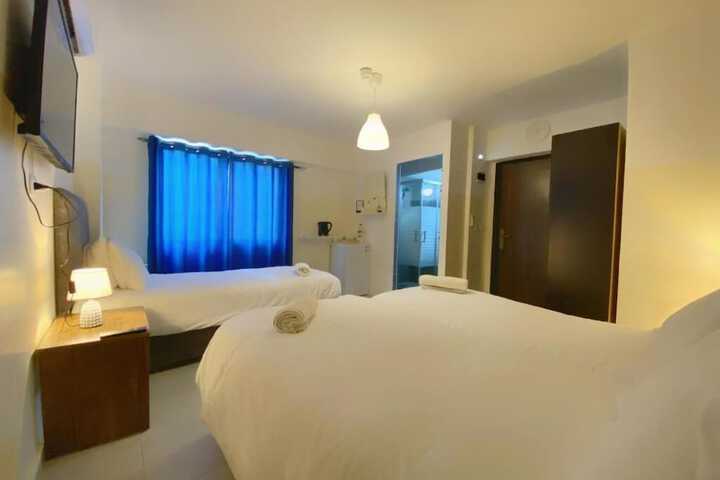 Room 7 of 34