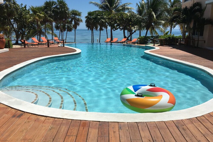 Pools & Facilities