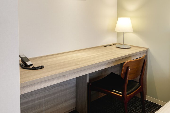 Room 20 of 47