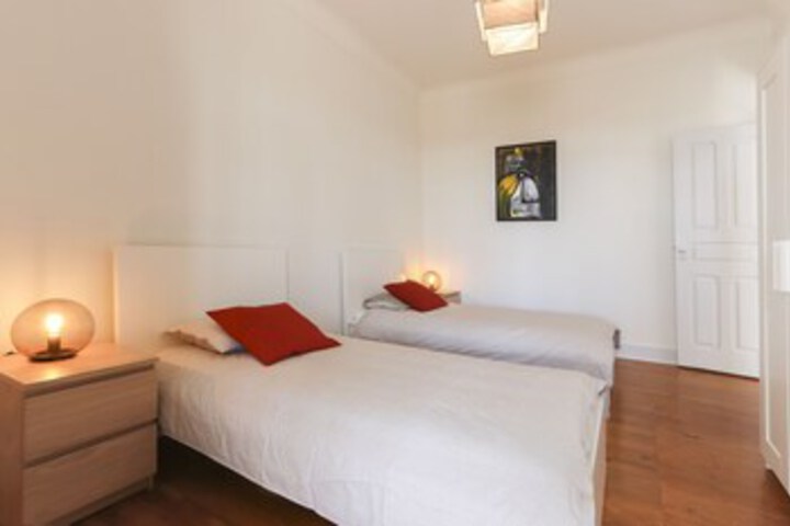 Room 19 of 29
